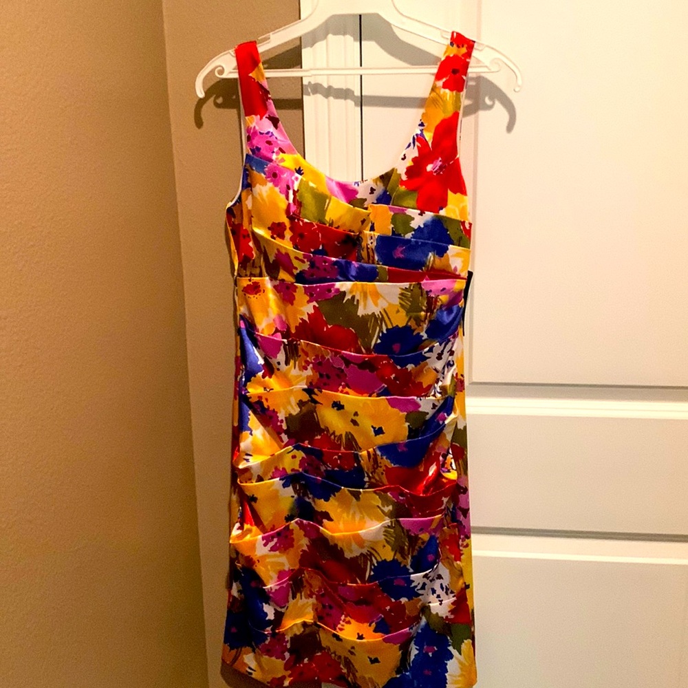 Bisou Bisou bandage style front floral strappy dress, great for after 5